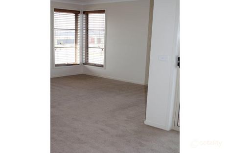 Property photo of 115 Penrose Promenade Tarneit VIC 3029