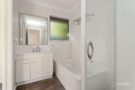 Property photo of 154 Manchester Road Mooroolbark VIC 3138