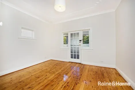 27 Woodland St, Marrickville, NSW 2204