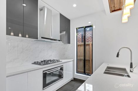 Property photo of 25 Wardan Avenue Greenvale VIC 3059