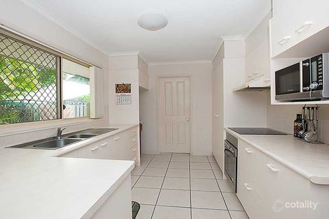 Property photo of 4/1-5 Santa Cruz Boulevard Clear Island Waters QLD 4226