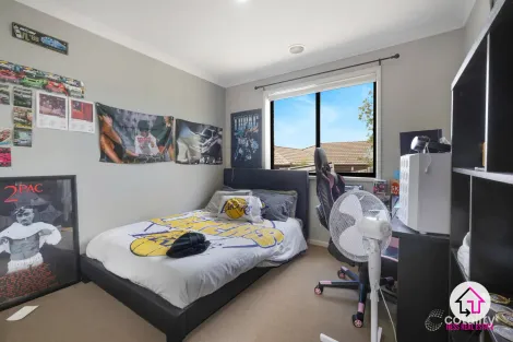 Property photo of 27 Silvertop Close Wallan VIC 3756