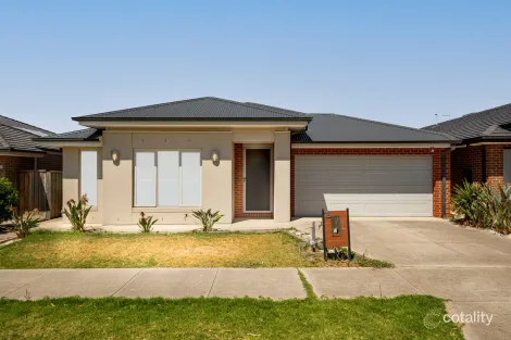 Property photo of 18 Magellan Crescent Werribee VIC 3030