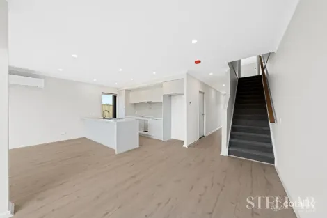 Property photo of 33 Darwinia Avenue Clyde VIC 3978