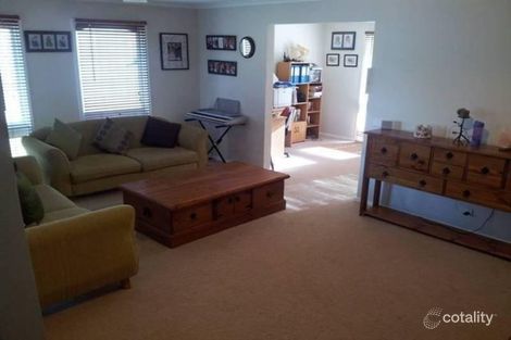 Property photo of 43 Hood Crescent Sunbury VIC 3429