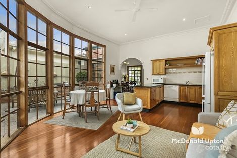 Property photo of 17 Robb Street Essendon VIC 3040