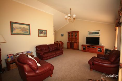 Property photo of 24 Bell Avenue Dubbo NSW 2830