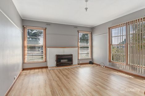 1215 Grevillea Rd, Wendouree, VIC 3355