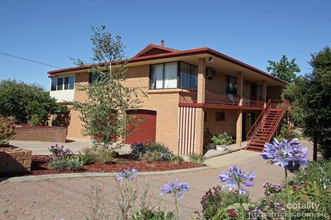 8 Malaya Dr, Tolland, NSW 2650