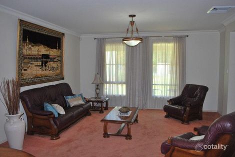 Property photo of 19 Lloyd Place Casula NSW 2170