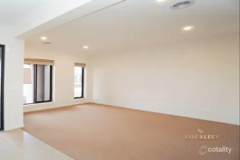 Property photo of 52 Trevor Crescent Truganina VIC 3029