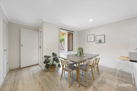 Property photo of 1 Patras Crescent Hackham West SA 5163