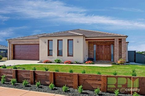 10 Fairbridge Rd, Point Cook, VIC 3030