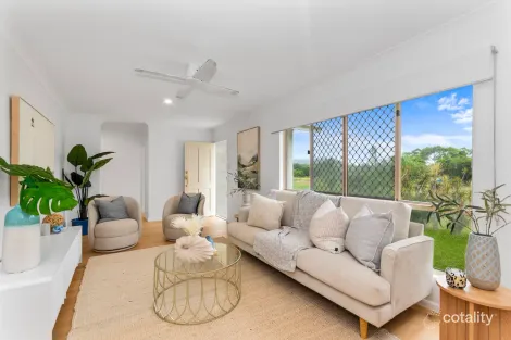 Property photo of 25 Melrose Crescent Kelso QLD 4815