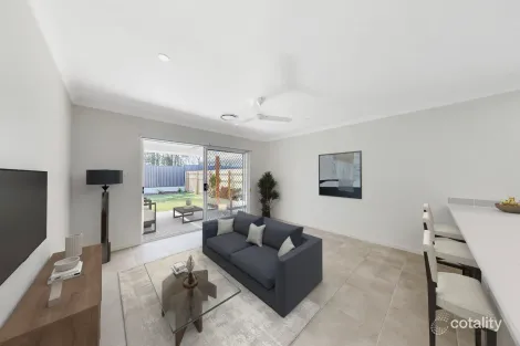 Property photo of 12 Bloomfield Street Pallara QLD 4110