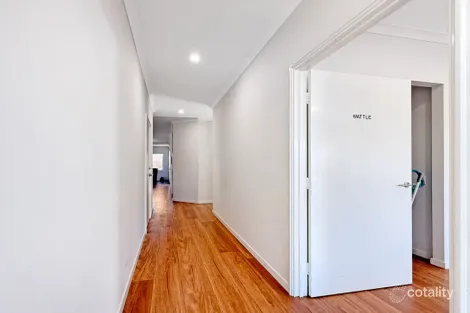 Property photo of 40 Hallam View Caversham WA 6055