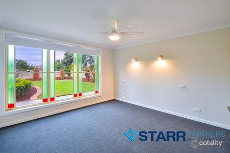 Property photo of 27 Sebastian Avenue Rosemeadow NSW 2560