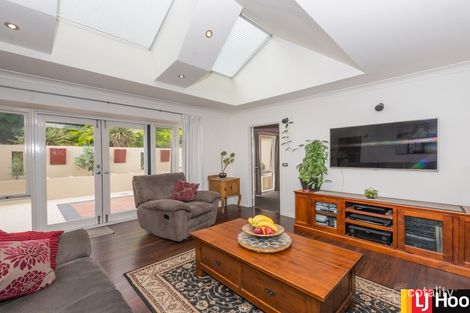 Property photo of 3 Phillip Avenue Queanbeyan East NSW 2620