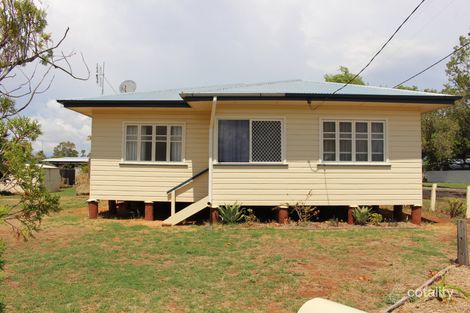 14 Barber St, Chinchilla, QLD 4413
