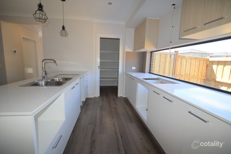 Property photo of 25 Petunia Drive Keysborough VIC 3173