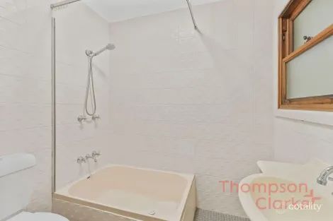 Property photo of 29 Ellalong Road Pelton NSW 2325
