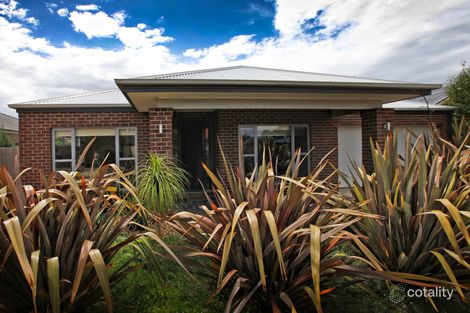 13 Mount Vista Cl, New Gisborne, VIC 3438