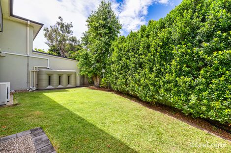 Property photo of 2/5 Allamanda Grove Bundall QLD 4217