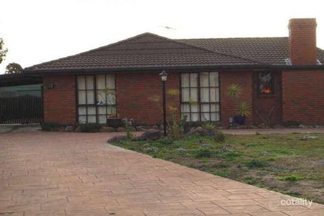 Property photo of 17 Piangal Place Taylors Lakes VIC 3038