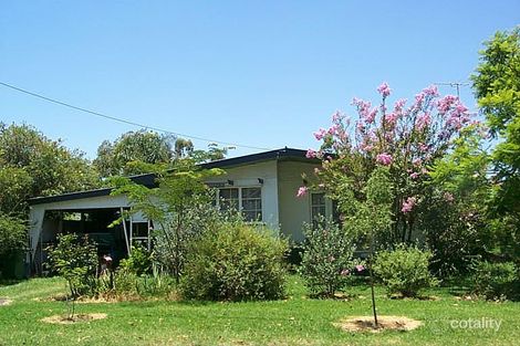 Property photo of 18 Swan Street Dalby QLD 4405