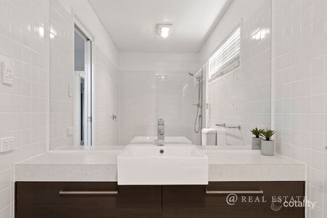 Property photo of 8-10 Matthew Flinders Drive Cooee Bay QLD 4703