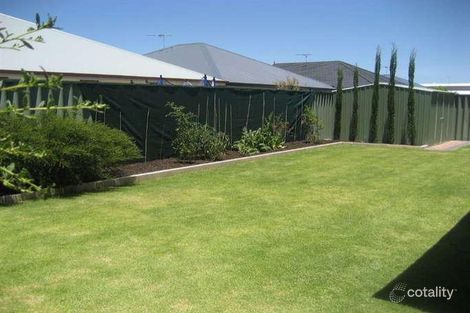 16 Kinglake Way, Aubin Grove, WA 6164