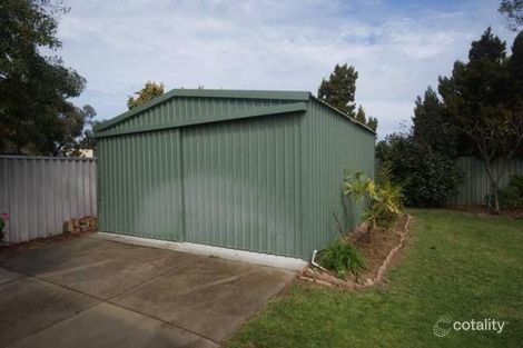 Property photo of 3B Knowle Way Warnbro WA 6169