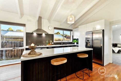 Property photo of 1 Highland Court Eltham North VIC 3095