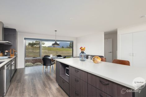 33/1b Bournville Cres, Claremont, TAS 7011