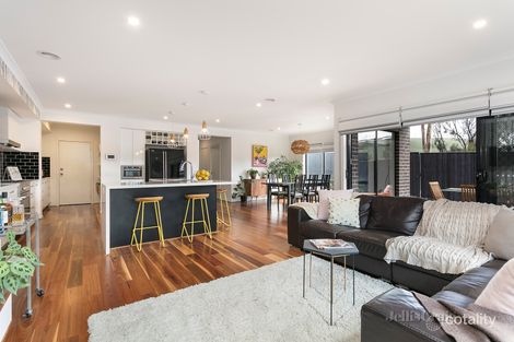 Property photo of 10 Jones Court Strathmore VIC 3041