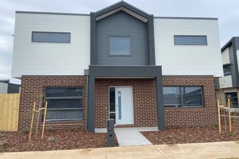 1/11 Timbarra Dr, Werribee, VIC 3030