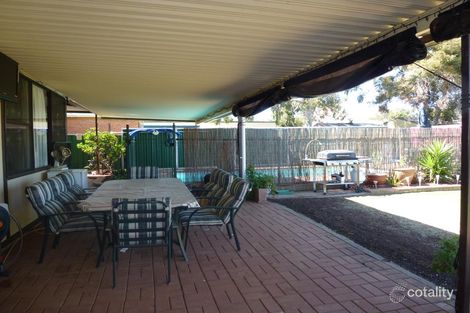 Property photo of 17 Oxley Circle Dubbo NSW 2830