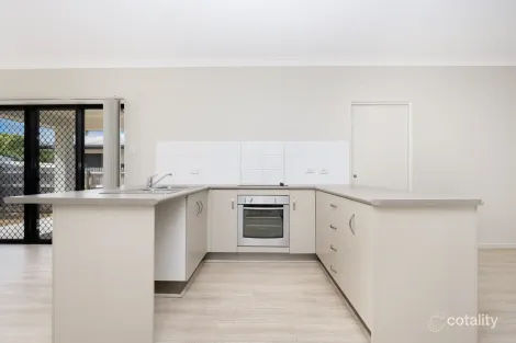 Property photo of 39 Medici Drive Kelso QLD 4815