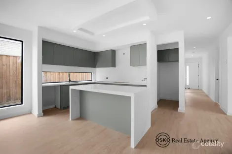 Property photo of 50 Wetherby Circuit Lara VIC 3212