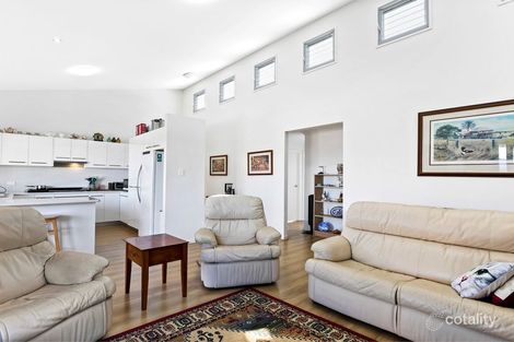 Property photo of 8 Moss Day Place Burnside QLD 4560