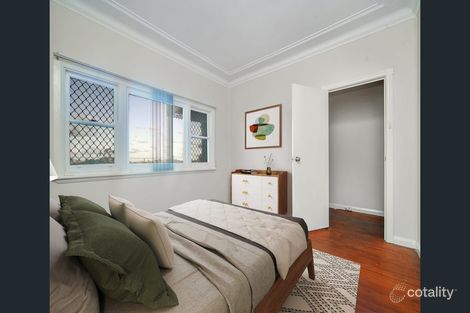 Property photo of 54 Figtree Crescent Figtree NSW 2525