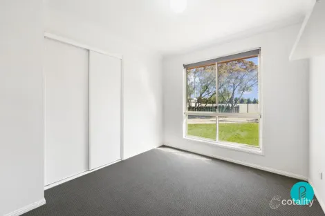 Property photo of 19 Barcrest Court Crestmead QLD 4132