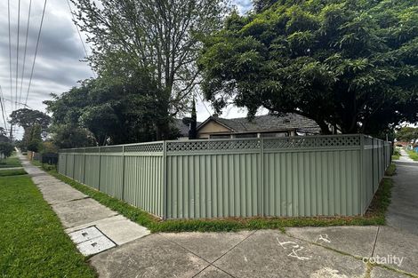 Property photo of 42 Pound Road Hampton Park VIC 3976