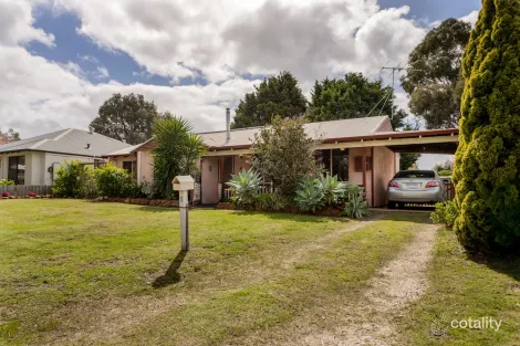 Property photo of 5 Ashbrook Green Dunsborough WA 6281