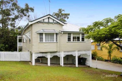 26 Elliot St, Norman Park, QLD 4170