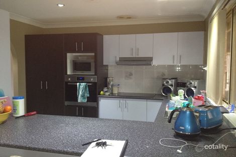 7 Bowden Cl, Green Valley, NSW 2168