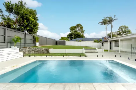 Property photo of 25 Marble Drive Carrara QLD 4211