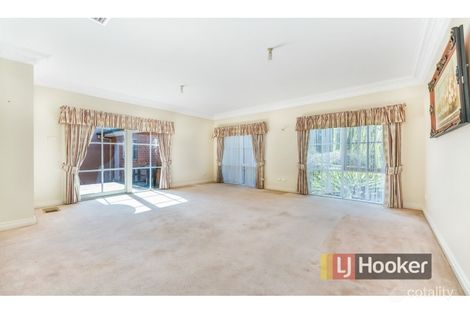 Property photo of 13-14 Branca Court Narre Warren North VIC 3804