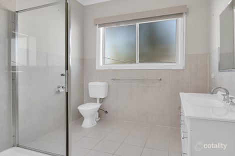 Property photo of 10 Tomkins Parade Benalla VIC 3672