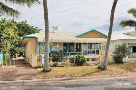 235 O'Shea Esp, Machans Beach, QLD 4878